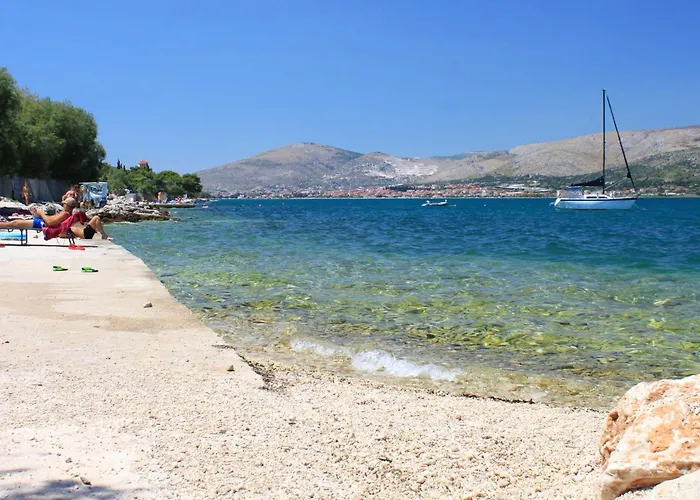 アパート By The Sea Arbanija, Ciovo - 9700 *